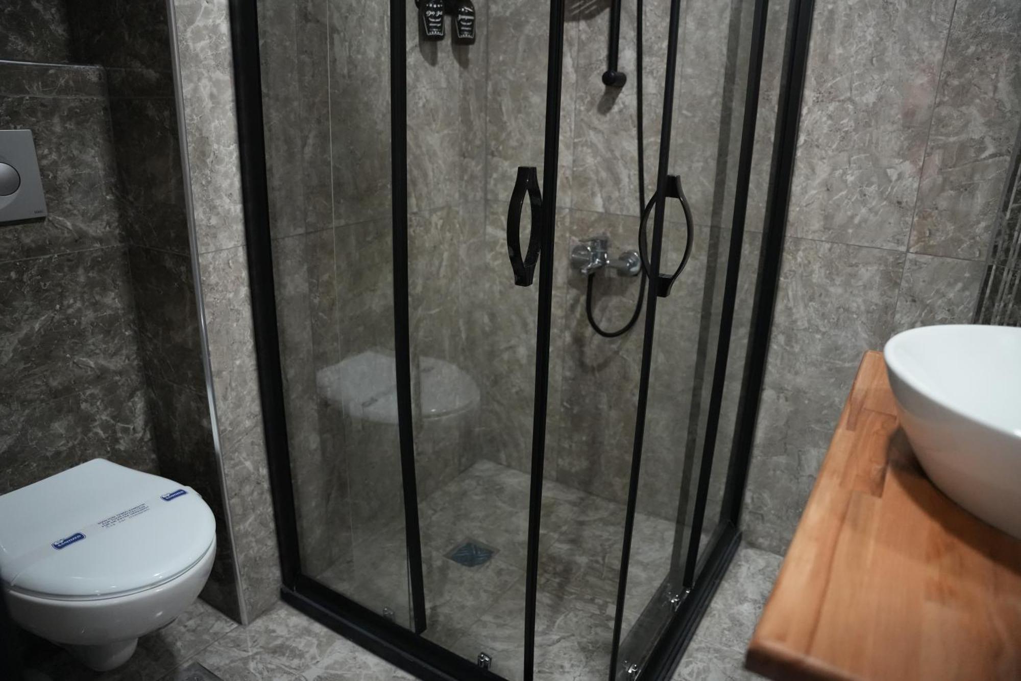 Eniza Hotel Мерсин Экстерьер фото