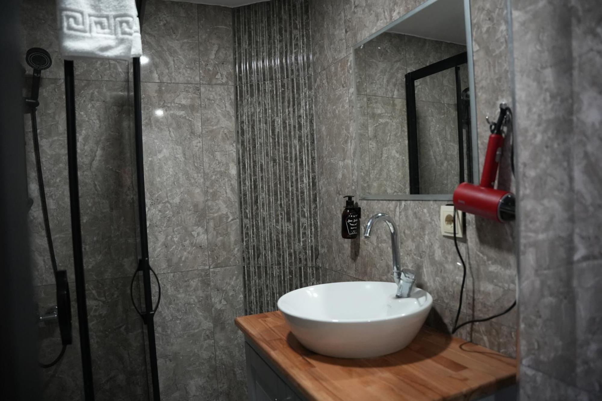 Eniza Hotel Мерсин Экстерьер фото